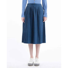 Load image into Gallery viewer, Bodhi cotton denim pleat midi skirt Women Clothing Designers Remix 34 
