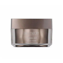 Load image into Gallery viewer, Flawless Skin Repair Day Creme SPF 15 Skincare Laura Mercier 
