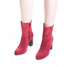Load image into Gallery viewer, Marit corduroy boots WOMEN SHOES Won Hundred 
