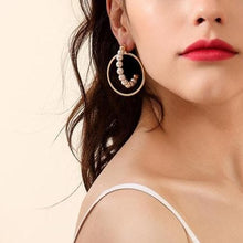 將圖片載入圖庫檢視器 Medium pearl drops hoop earrings Women Jewellery Joomi Lim 
