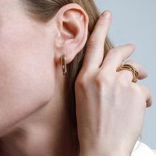 將圖片載入圖庫檢視器 SEALED 14-karats hook shape hoop earrings Women Jewellery ALP Jewelry 
