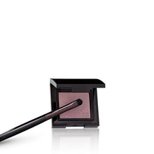 Load image into Gallery viewer, Smudge Brush Makeup Laura Mercier 
