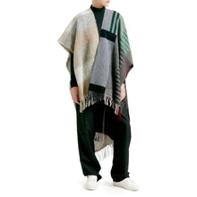 Load image into Gallery viewer, Tableau medium fringed wool checked knitted scarf ACCESSORIES Holzweiler 
