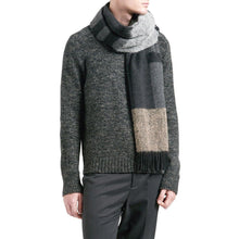Load image into Gallery viewer, Tablesia medium fringed wool mix checked knitted scarf ACCESSORIES Holzweiler 

