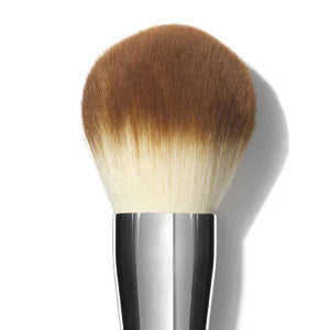 The Powder Brush Makeup La Mer 